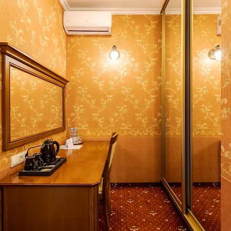 Luxury Boutique Andreevskiy Lemberg Exterior foto