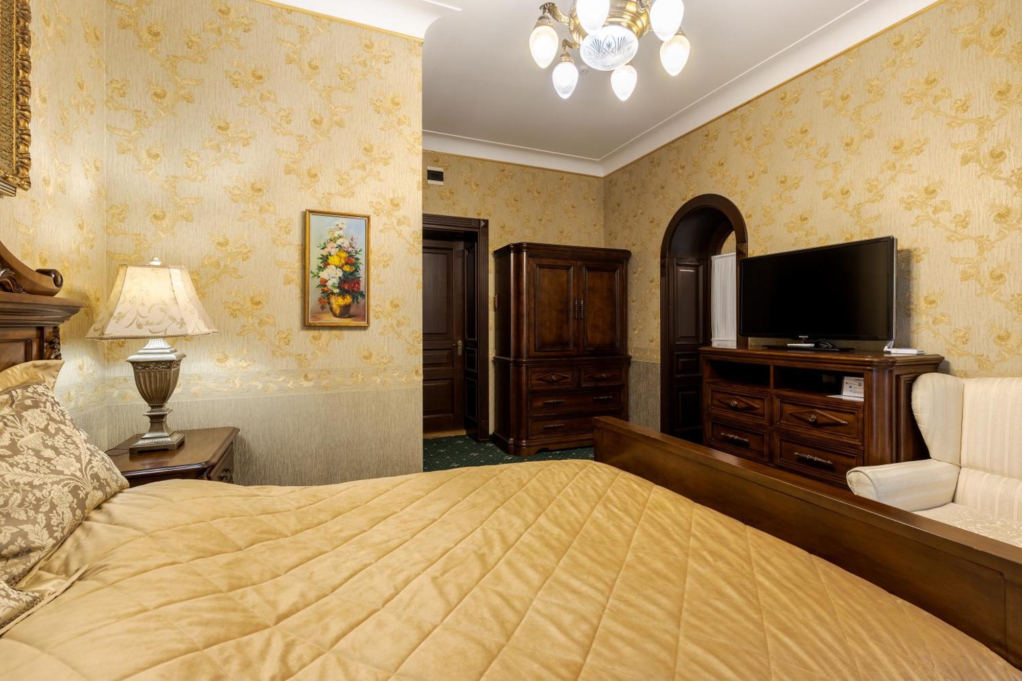 Luxury Boutique Andreevskiy Gasthof 4*