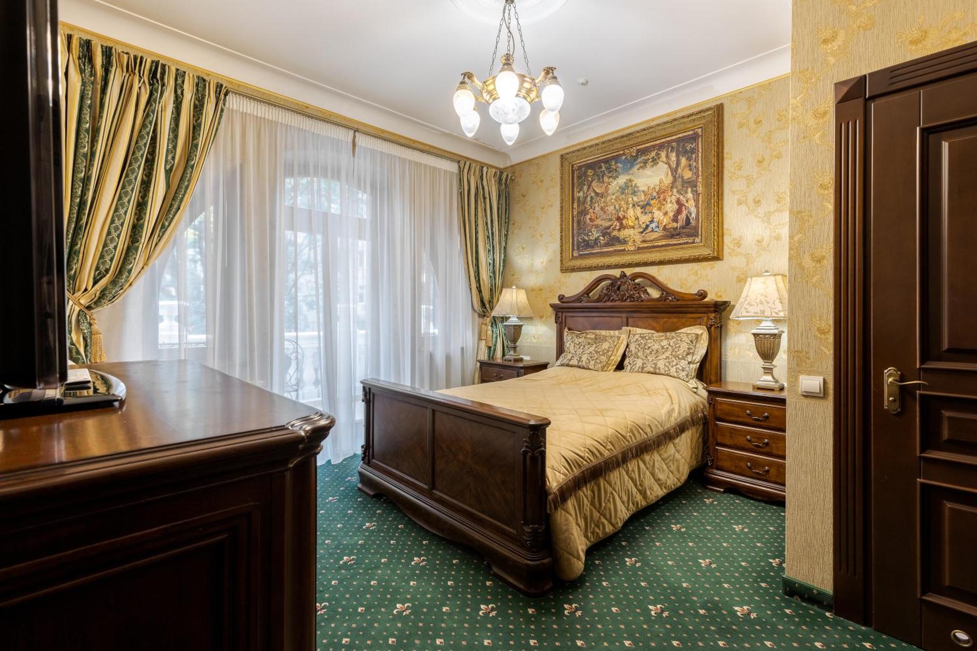 Luxury Boutique Andreevskiy